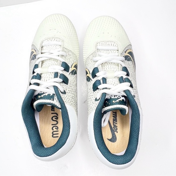 Nike Hyperdiamond 4 Pro Women's Softball Cleats Multicolor Size 7.5 - Picture 9 of 12